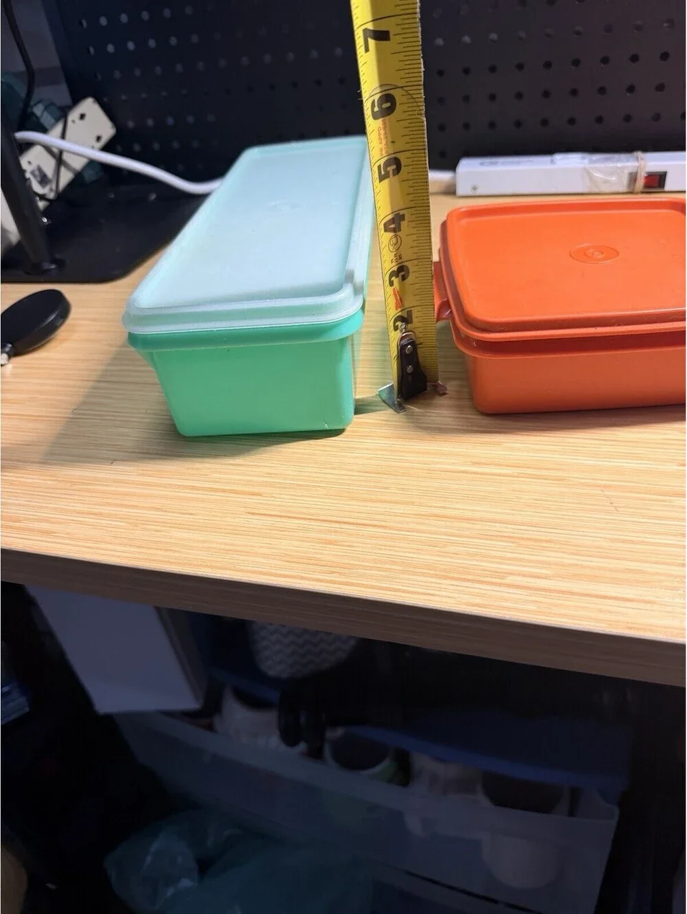 Vintage Tupperware Set of 2 Vegetable Keepers w/ Lids Insert Green Orange